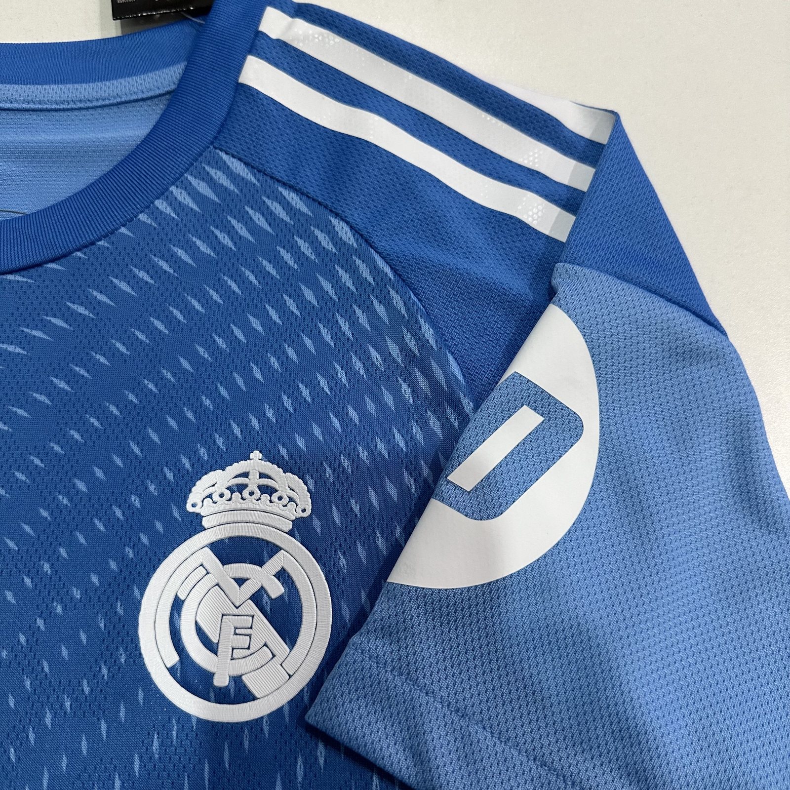 2025-26 Real Madrid Goalkeeper Jersey — Player Version
