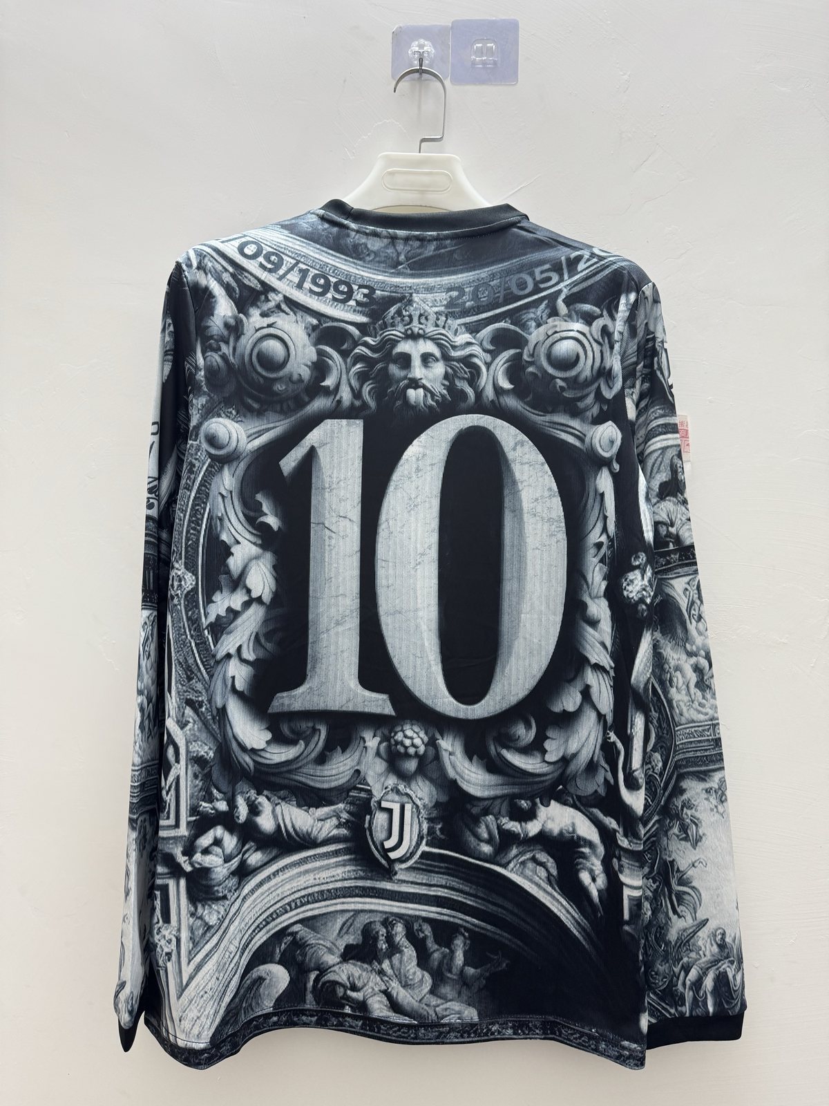 2026-27 Juventus Training Long-Sleeve Jersey - Fan Edition