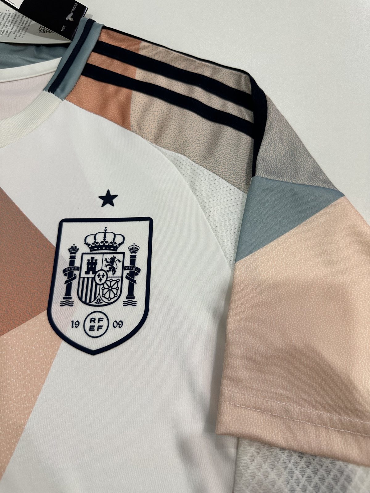 2025-26 Spain Away Kit