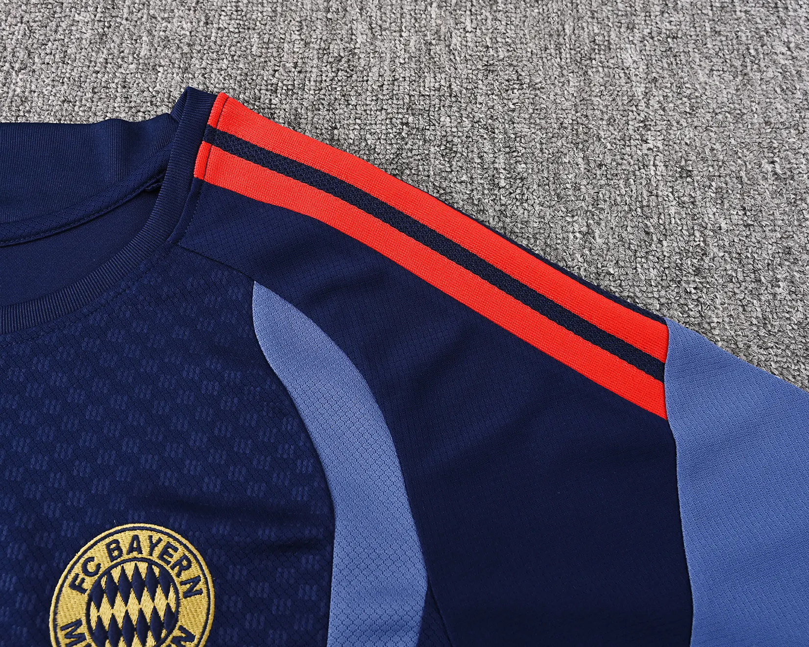 2026-27 Bayern Munich Royal Blue Short-Sleeve Training Jersey