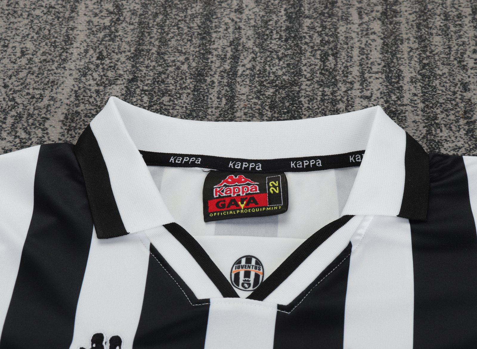 1995-96 Juventus Home Retro Jersey - Children's