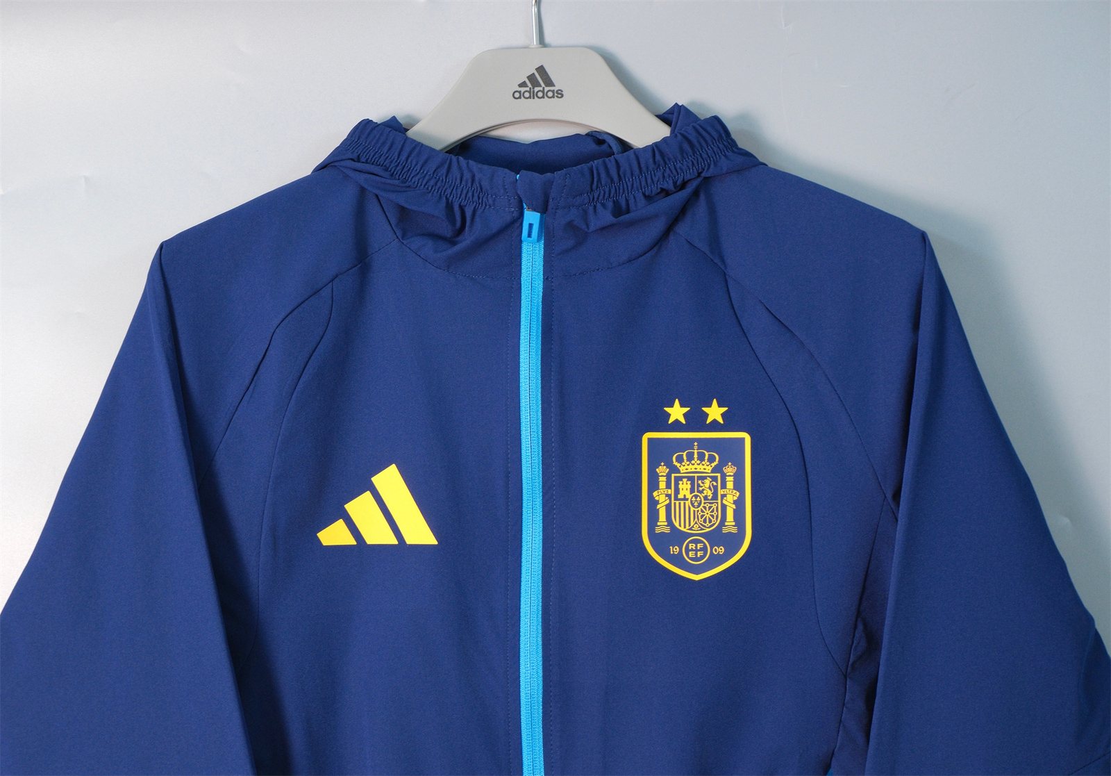 2026-27 Spain Hooded Waterproof Windbreaker