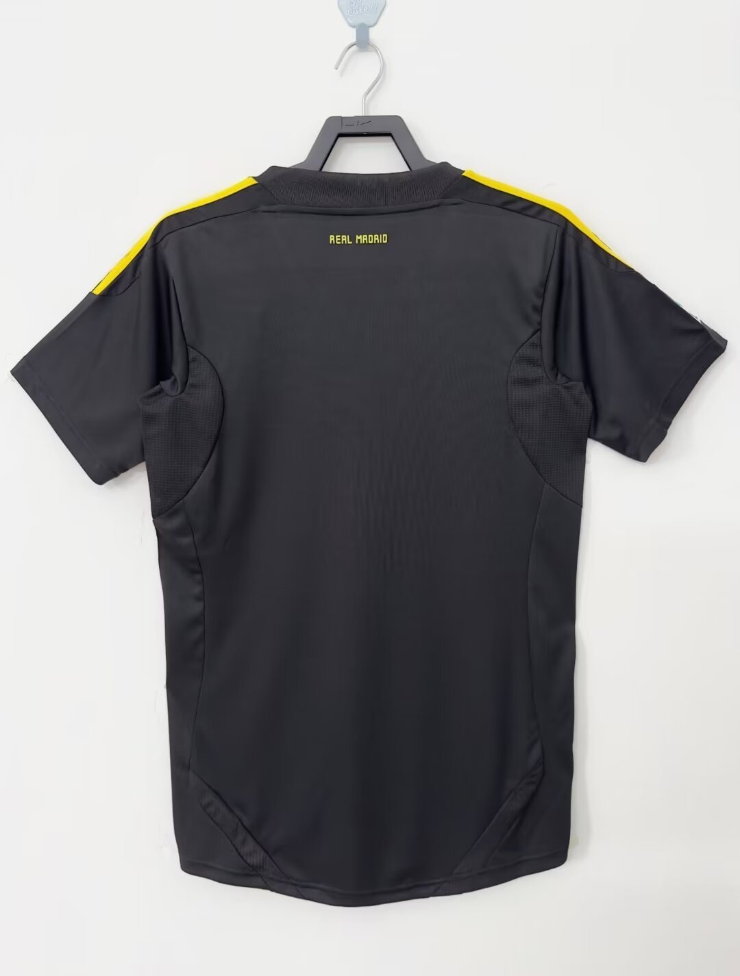 2011-12 Real Madrid Black Goalkeeper Retro Jersey