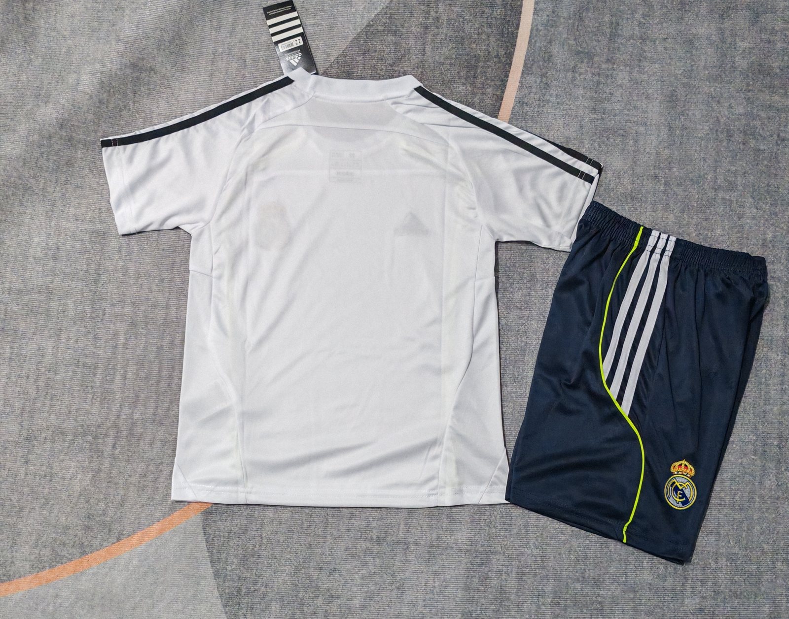 2025-26 Real Madrid Retro Jersey – Kids'