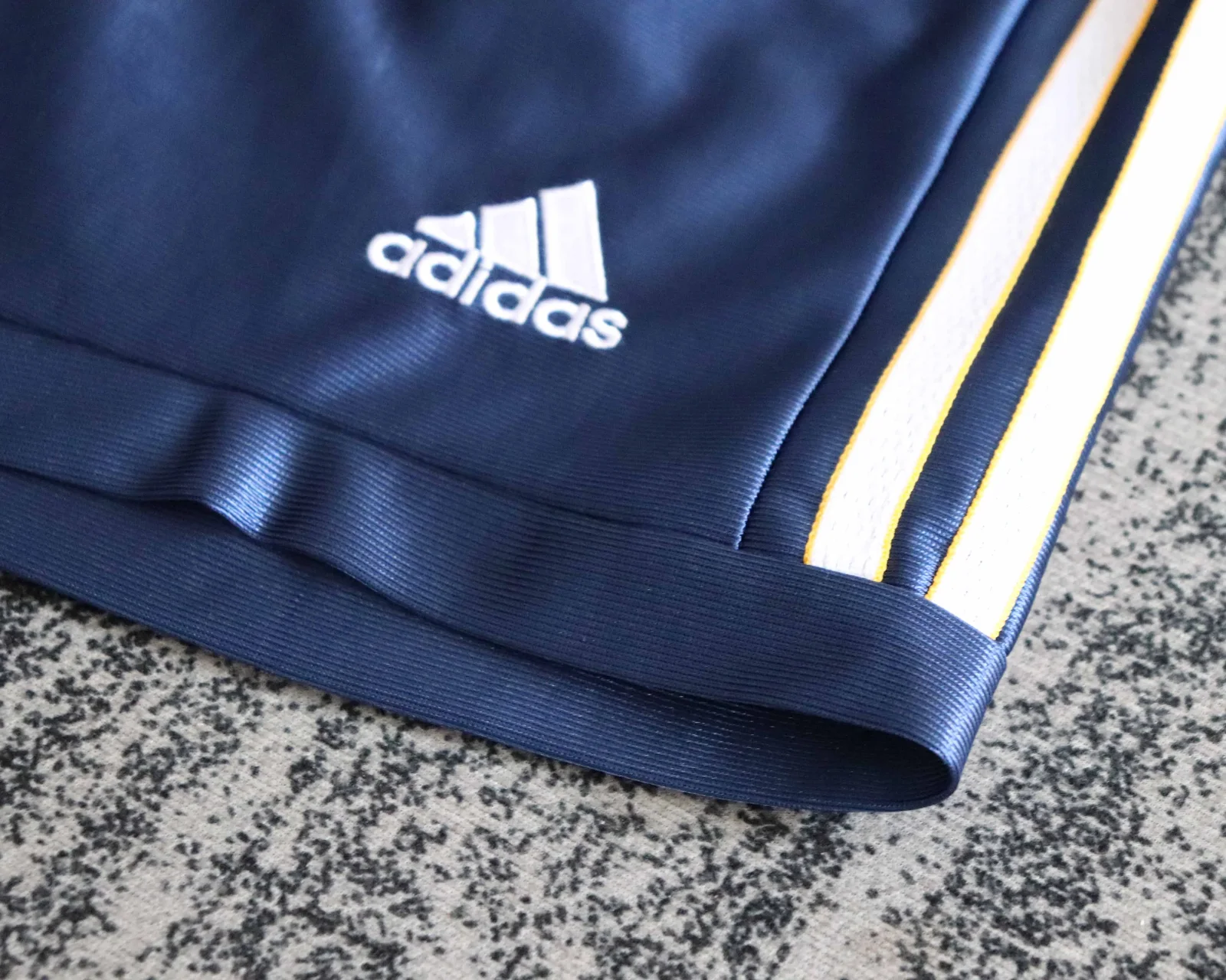 1998-00 Real Madrid Away Shirt - Kids Sizes
