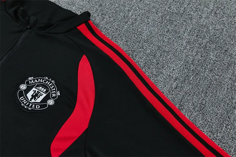 2026-27 Manchester United Black Half-Zip Training Kit