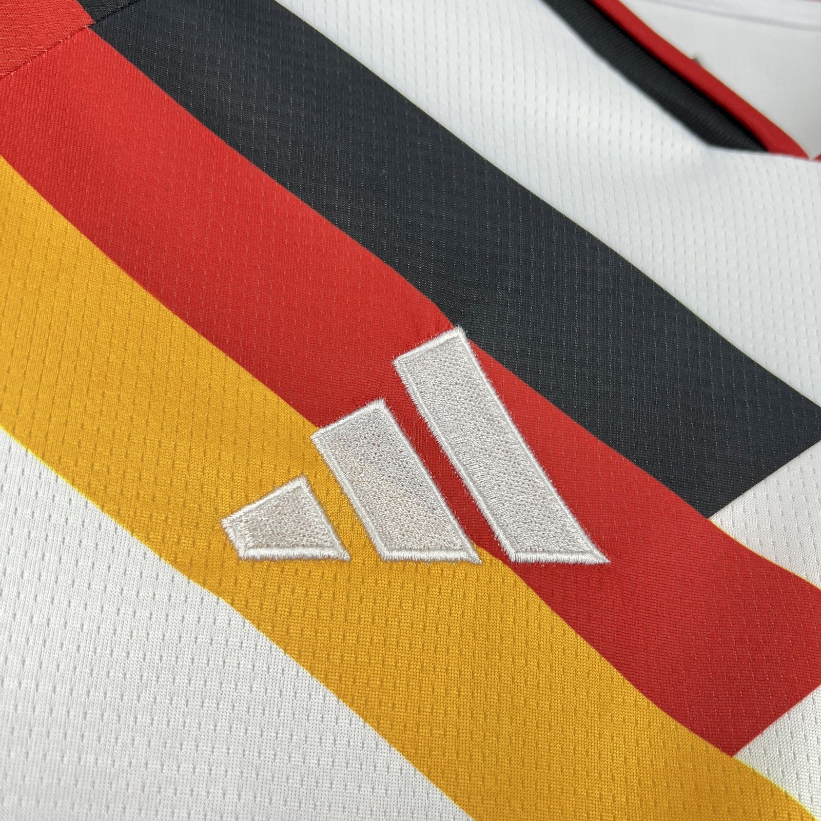 2026 Germany Home Long-Sleeve Jersey - Fan Edition
