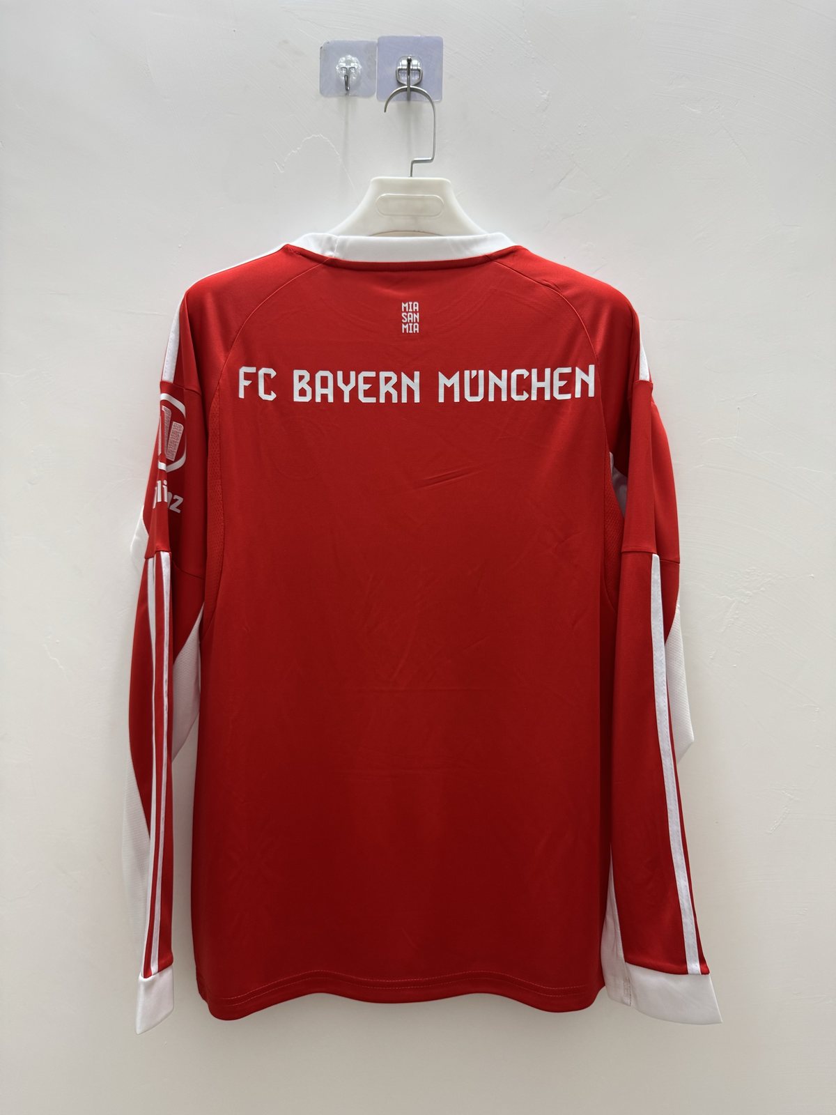 2025-26 Bayern Munich Home Long-Sleeve Jersey - Fan Edition