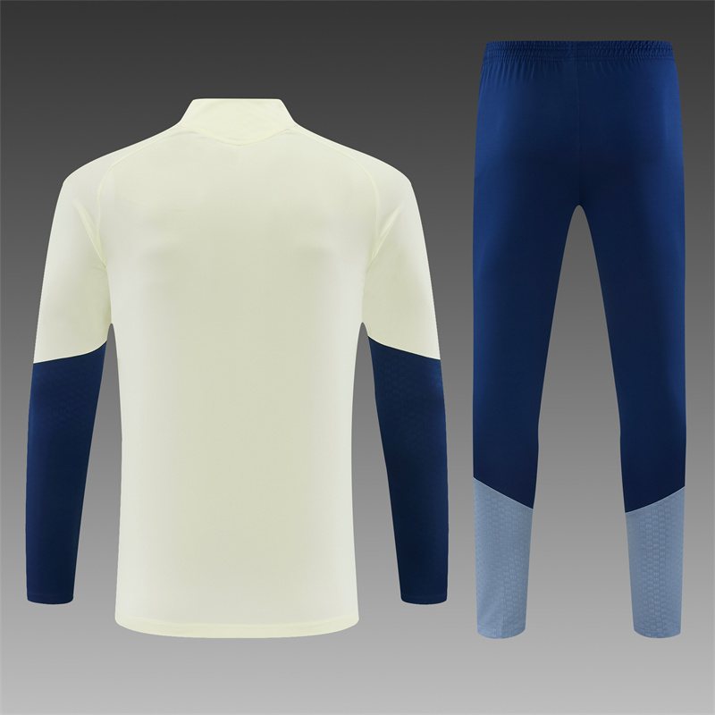 2026-27 Bayern Munich Beige Half-Zip Training Jersey