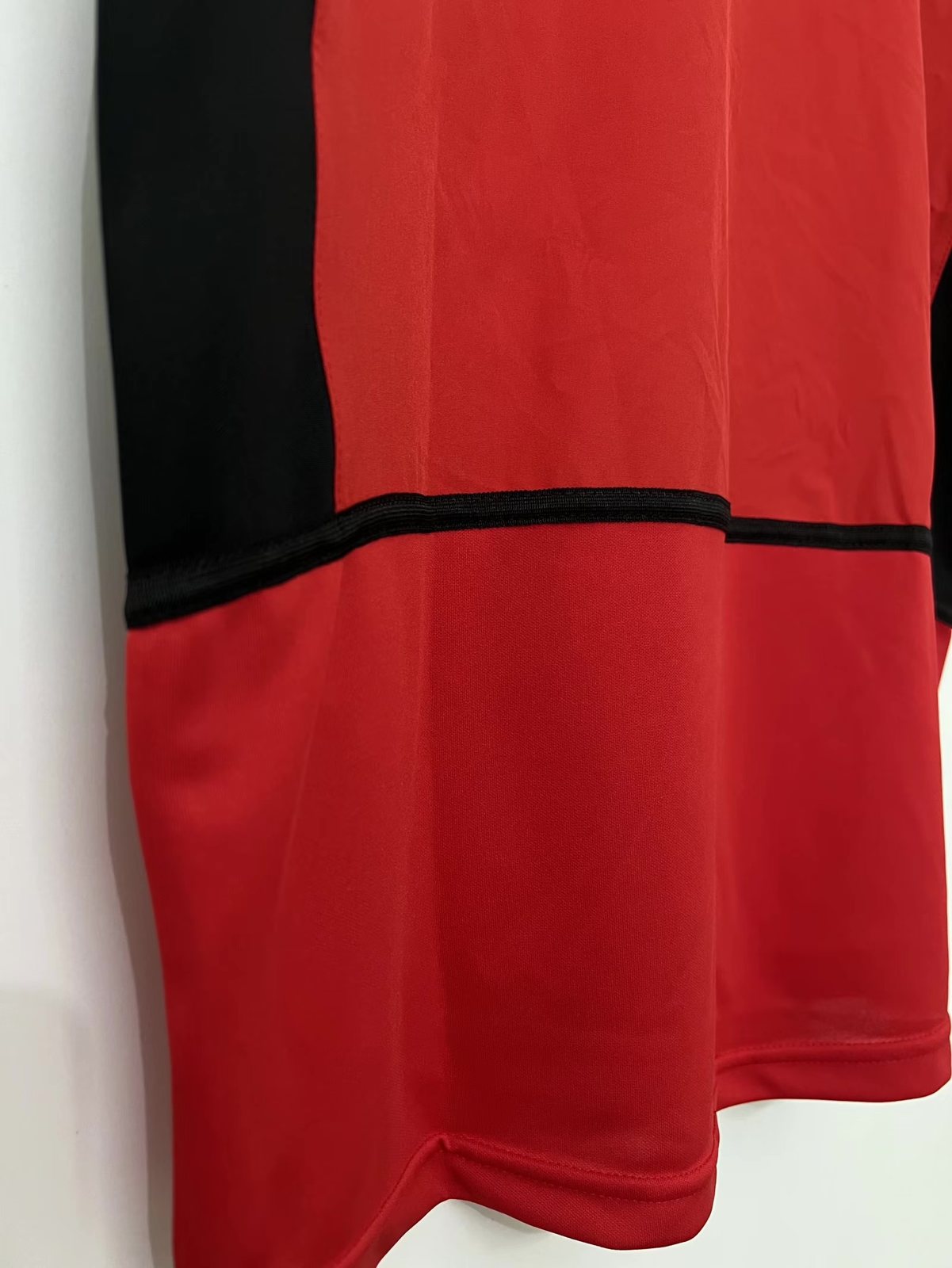 2002-04 Manchester United home retro jersey