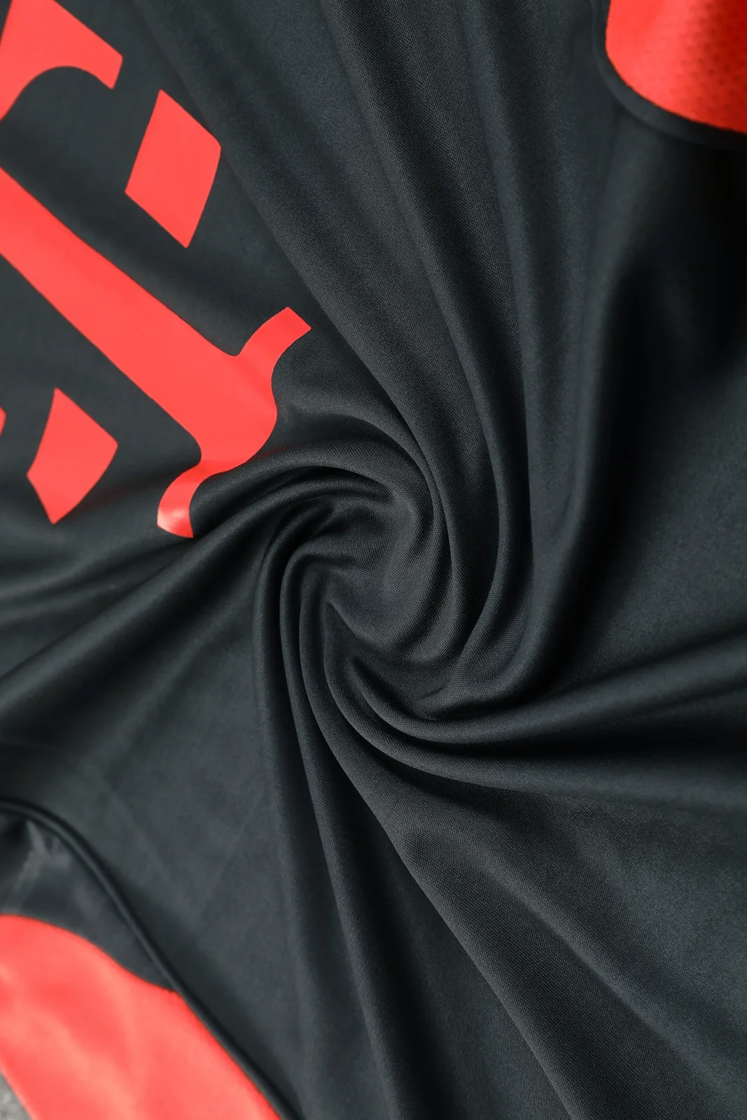 2025-26 Bayern Munich training vest jersey