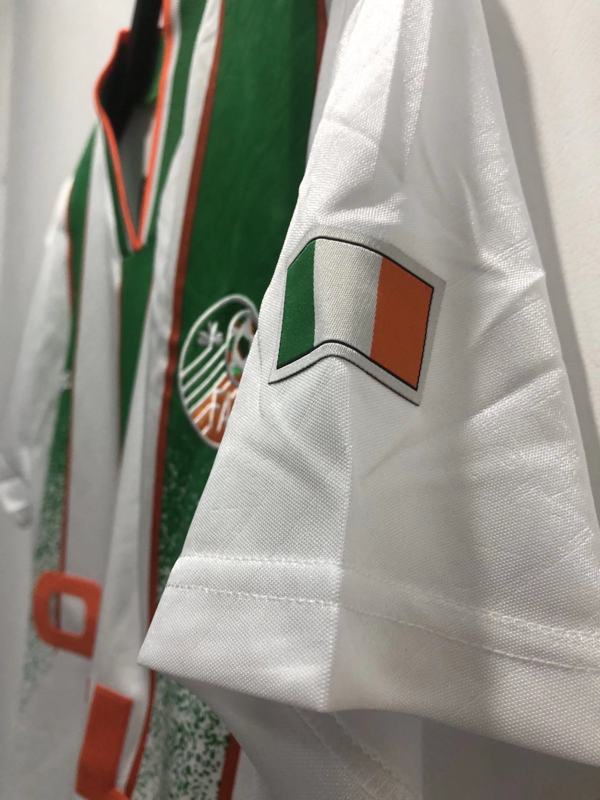 1994 Ireland Away Retro Jersey - with Advertisement