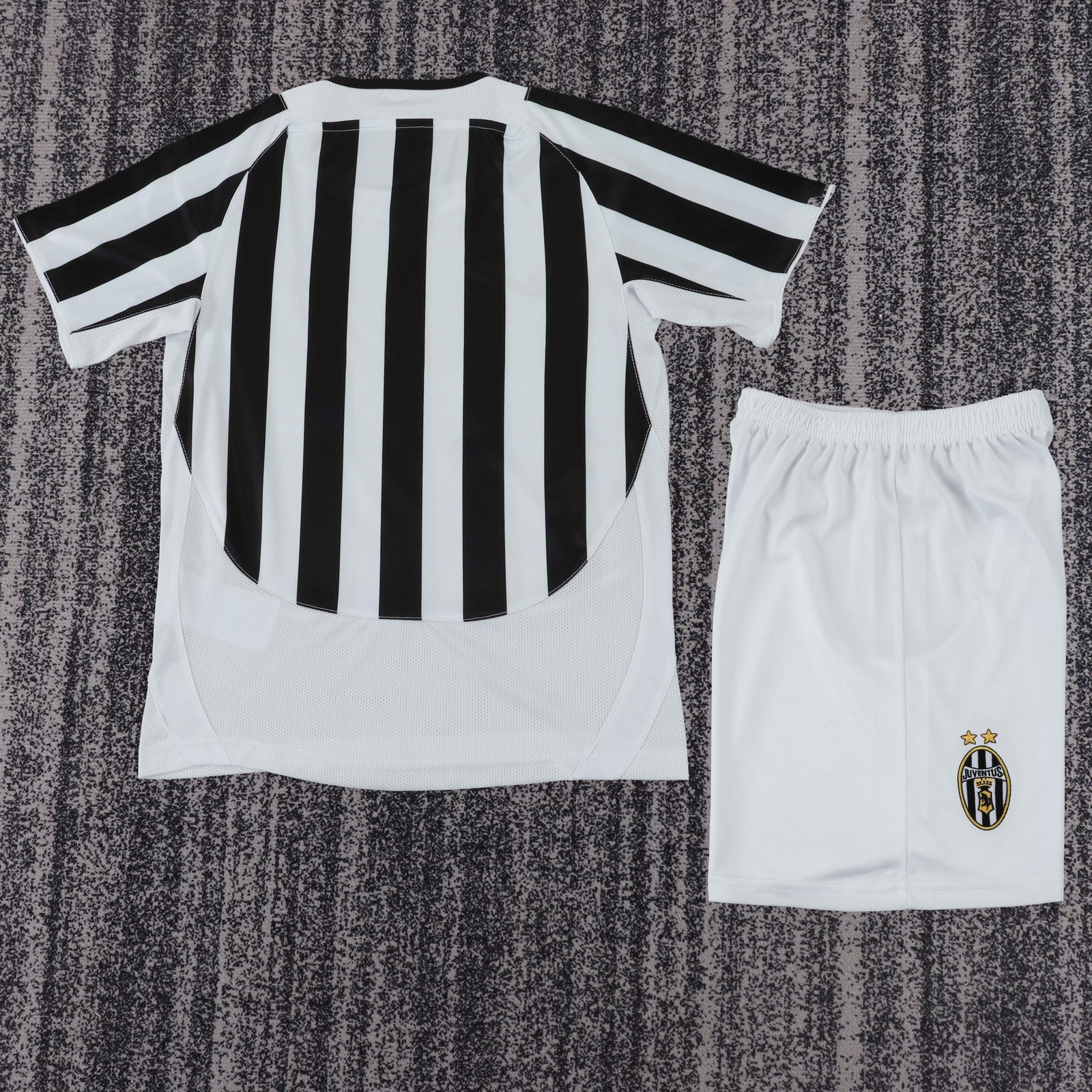 2003-04 Juventus Home Retro Jersey - Children's