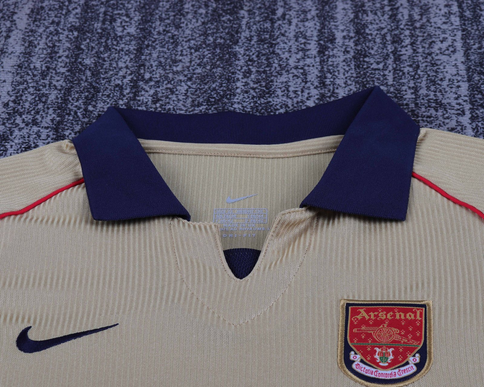 2001-02 Arsenal Away Retro Shirt - Kids Sizes