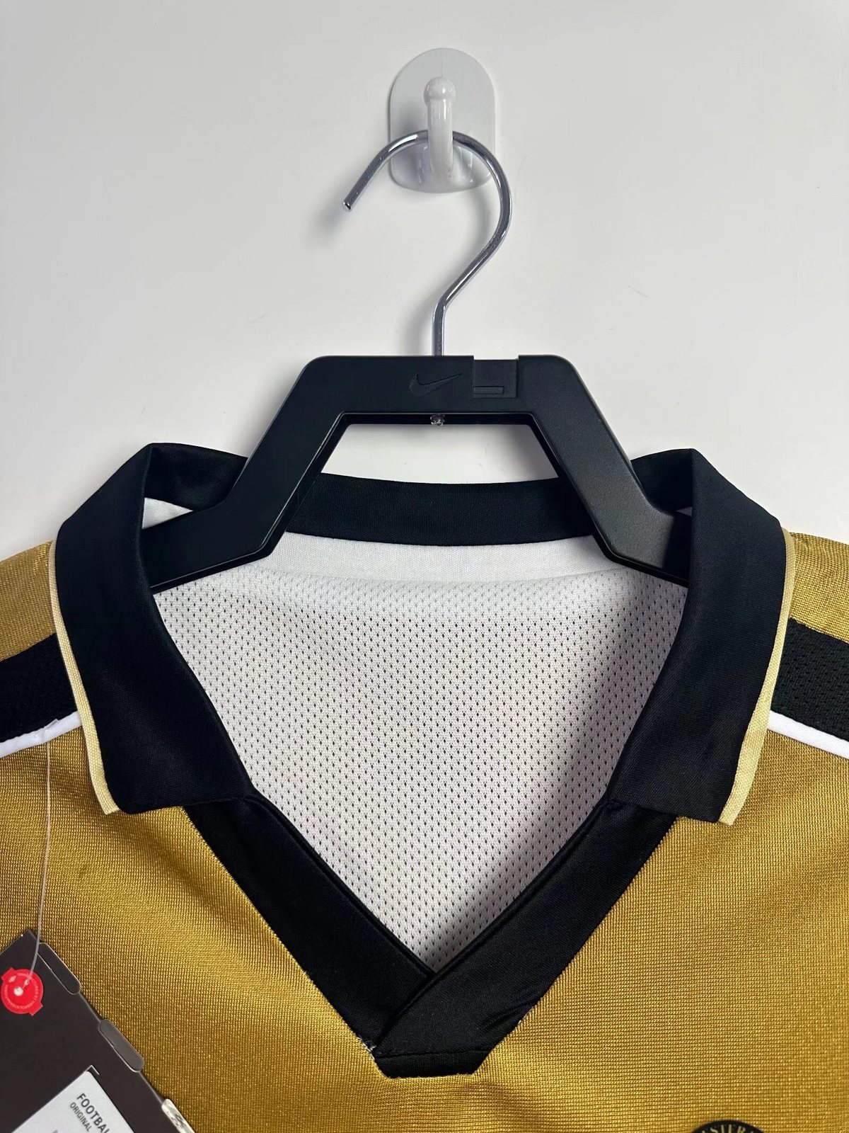 2001-02 Manchester United double-sided centenary commemorative retro jersey