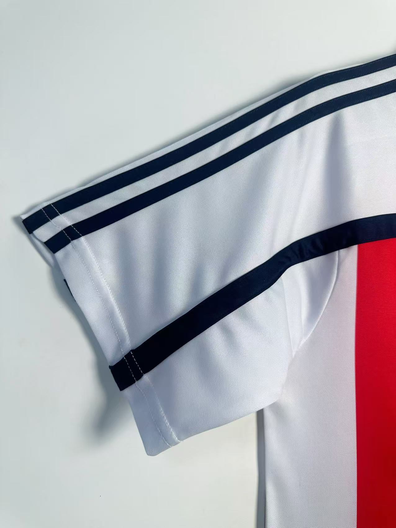 2000–02 Bayern Munich Away Retro Jersey