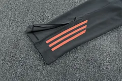 2025-26 Bayern Munich Orange Half-Pull Training Jersey