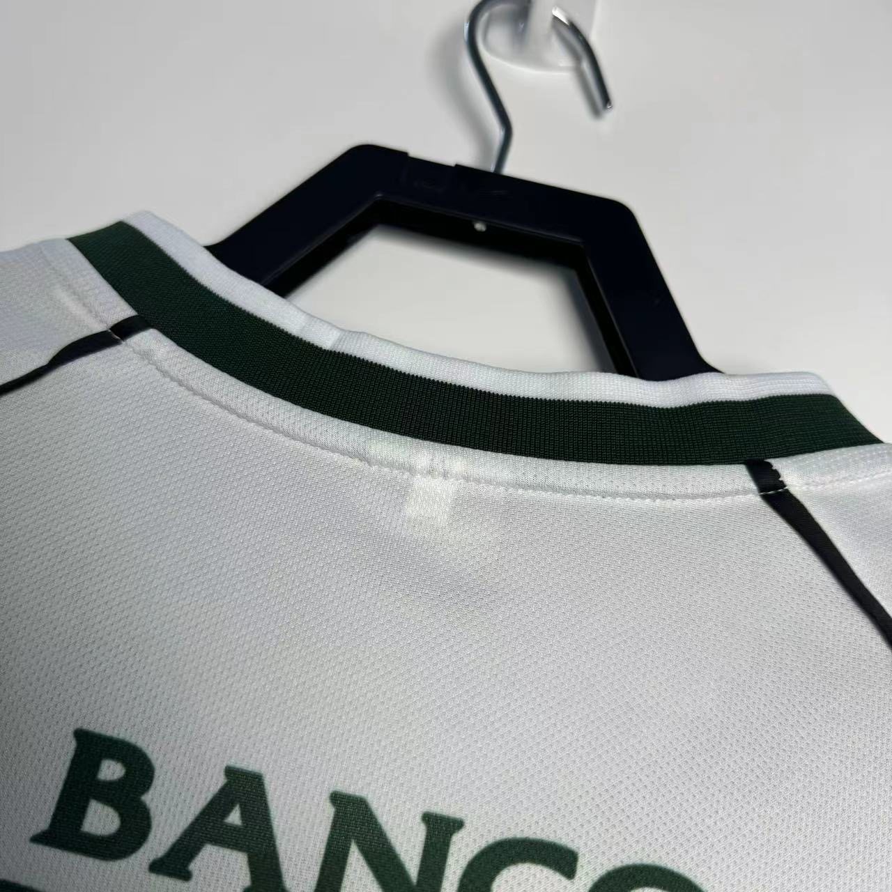 2001-03 Lisbon Home Retro Jersey