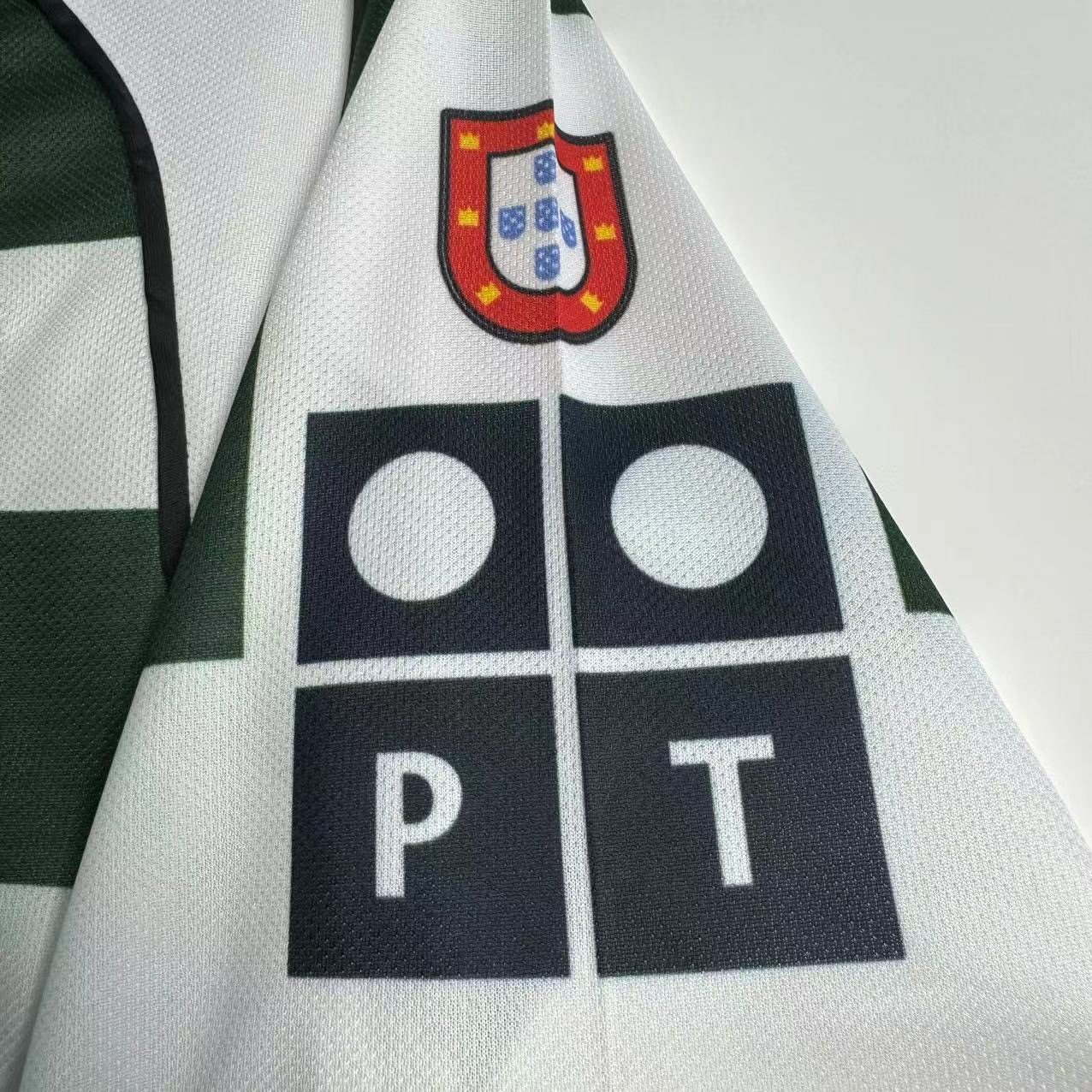 2001-03 Lisbon Home Retro Jersey