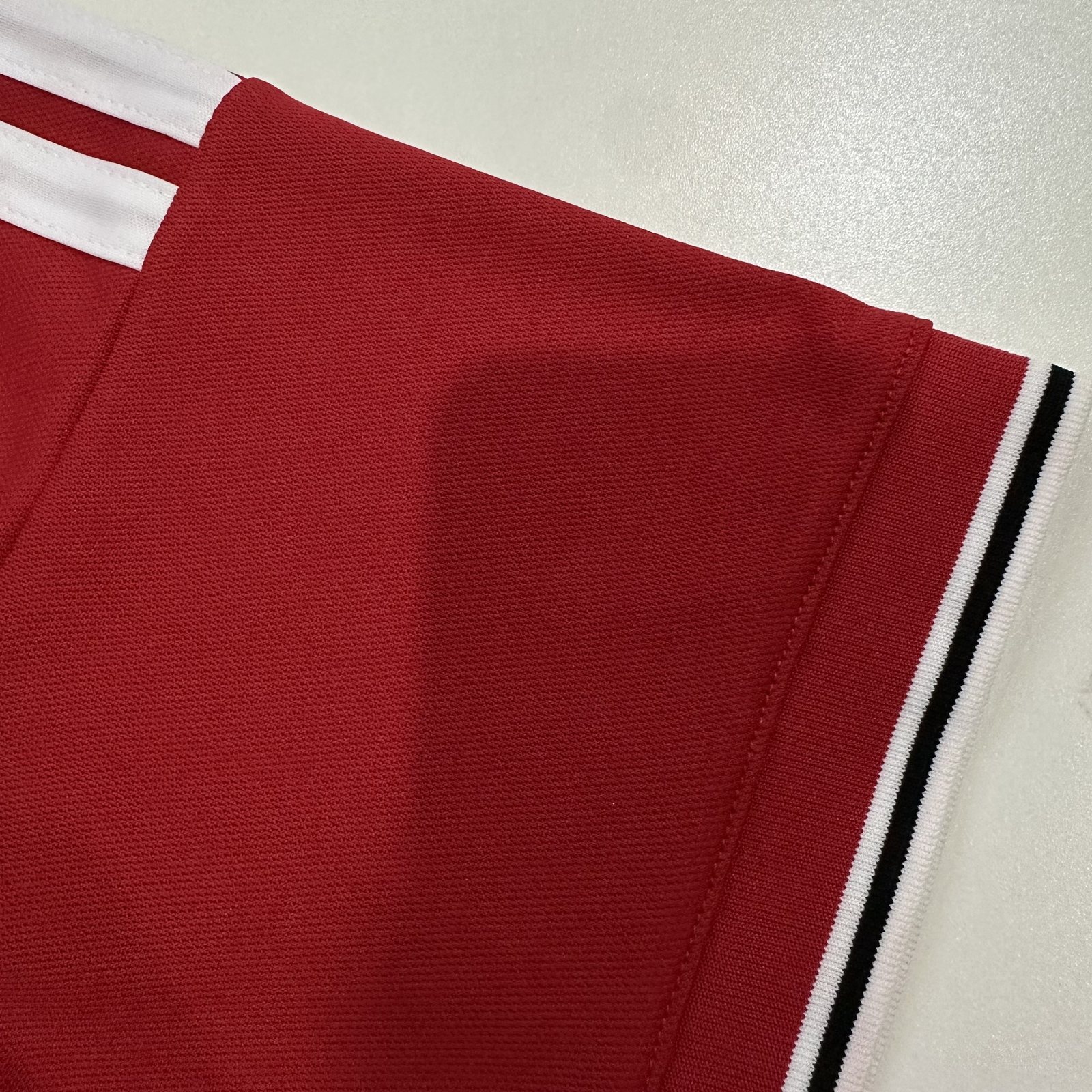 2026-27 Manchester United Home Jersey – Fan Version