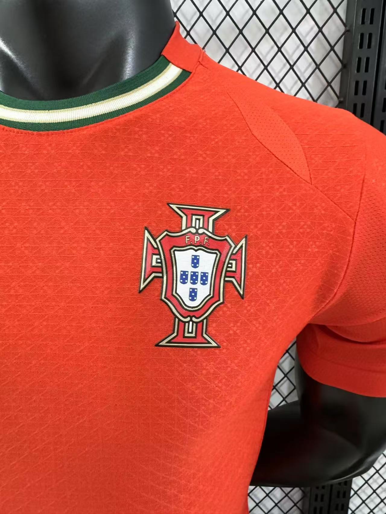 2025-26 Portugal Home Shirt - Player Edition