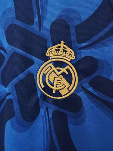 2026-27 Real Madrid Training Kit - Fan Version