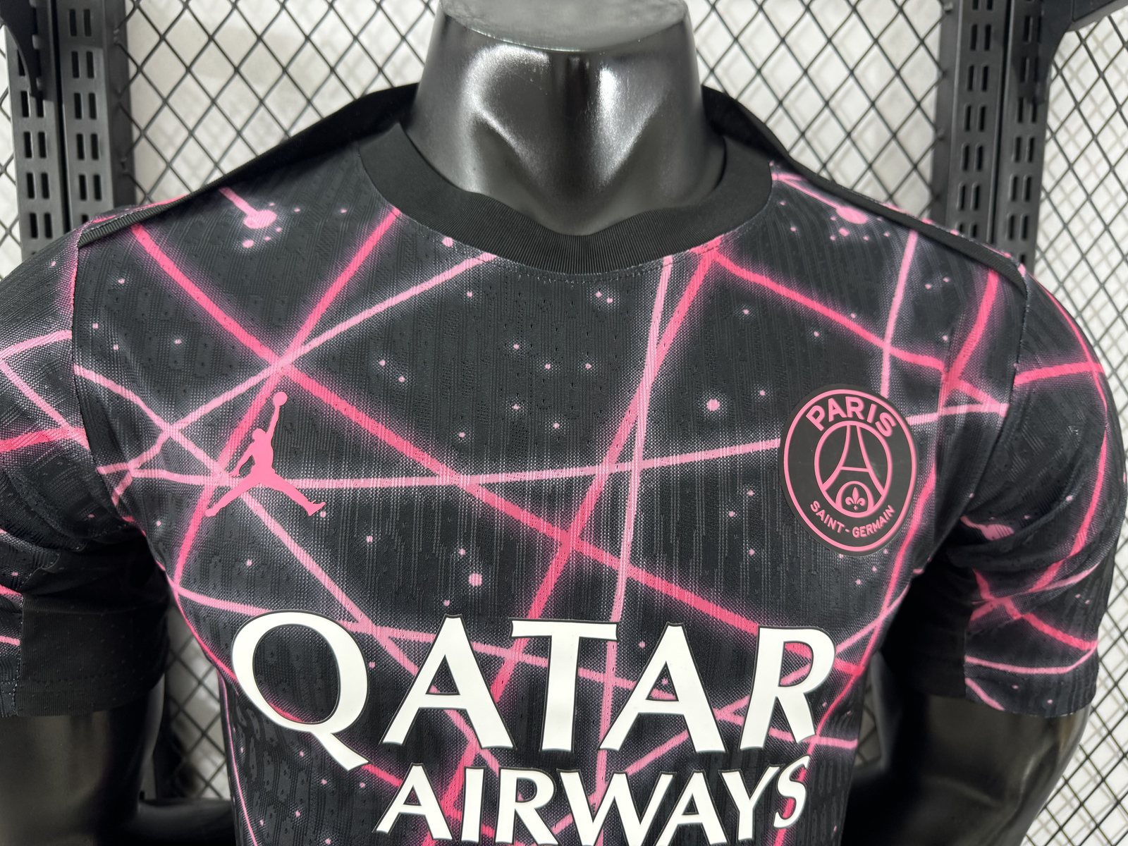 2025-26 Paris Saint-Germain Goalkeeper Jersey – Player Version