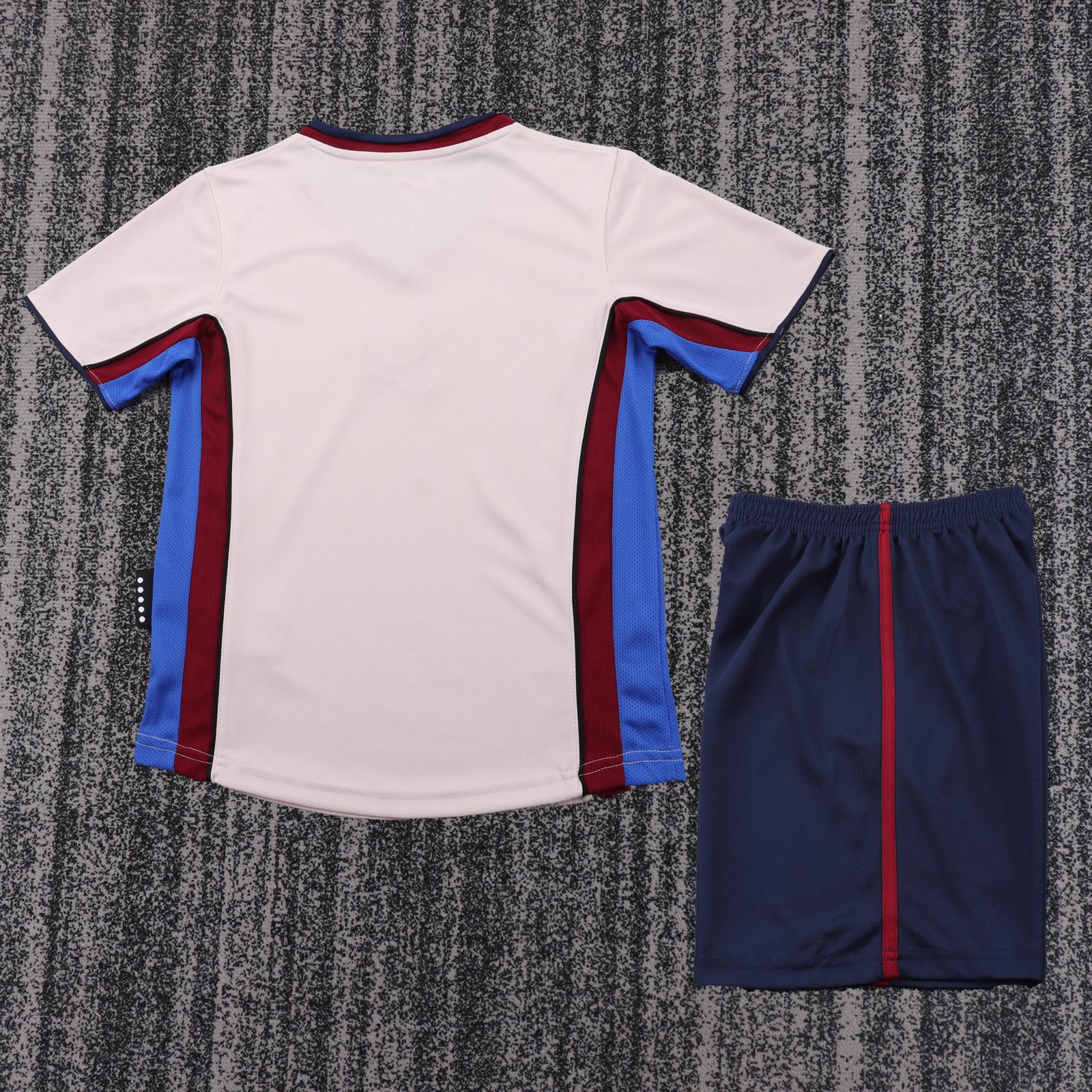 1998-99 Barcelona Retro Away Shirt - Kids