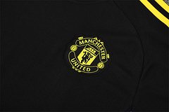 2025-26 Manchester United black short-sleeved training jersey