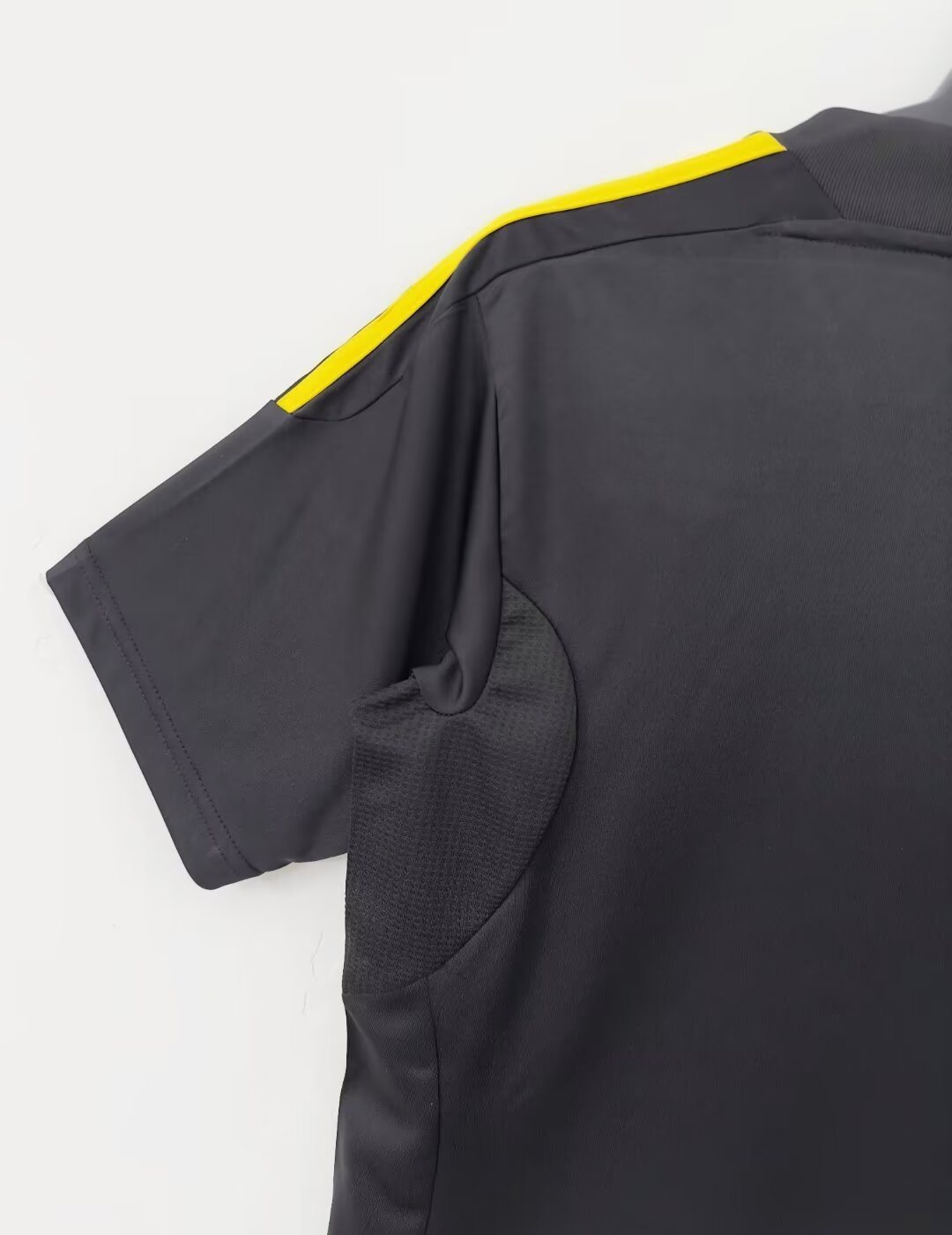 2011-12 Real Madrid Black Goalkeeper Retro Jersey