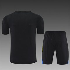 2025-26 Manchester United black short-sleeved training jersey