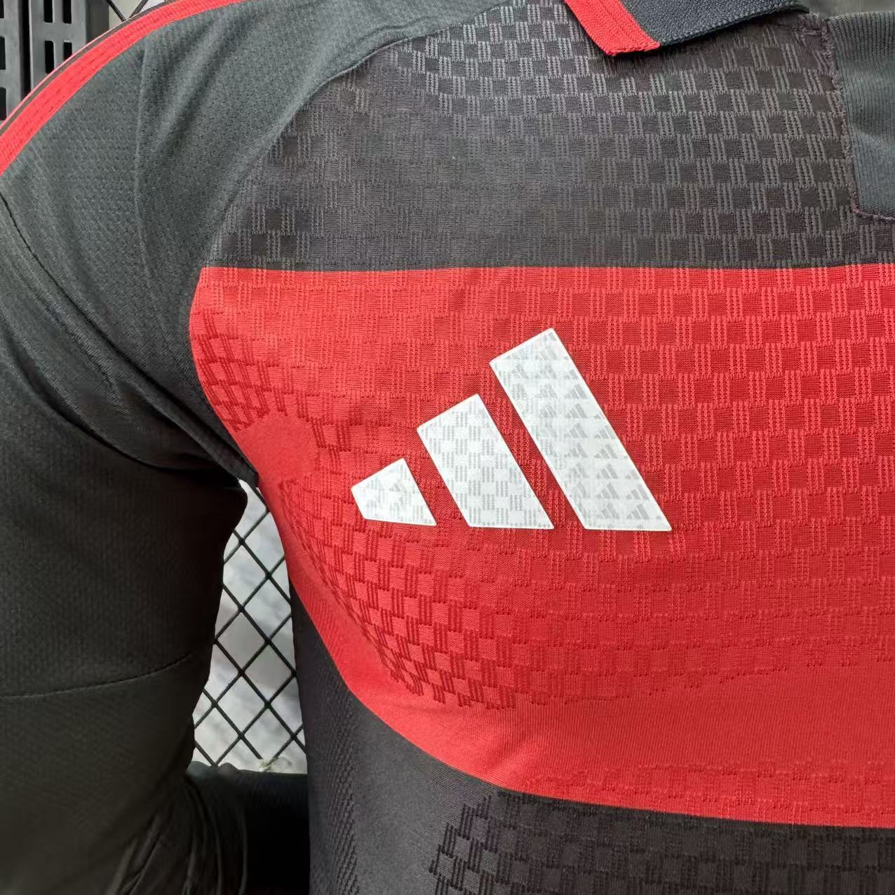 2026-27 Flamengo Home Long-Sleeve Jersey - Player Version
