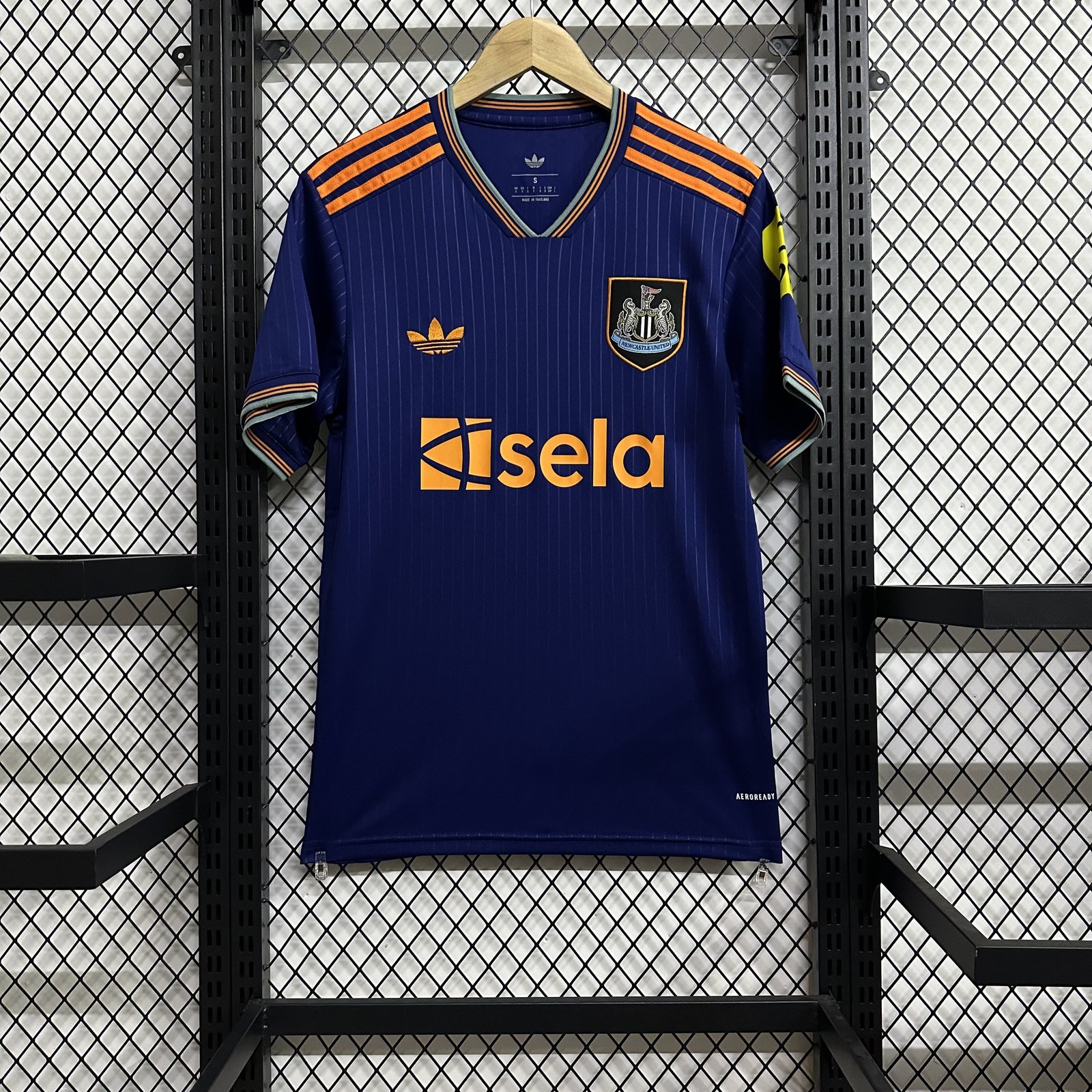 2025-26 Newcastle United Second Away Kit
