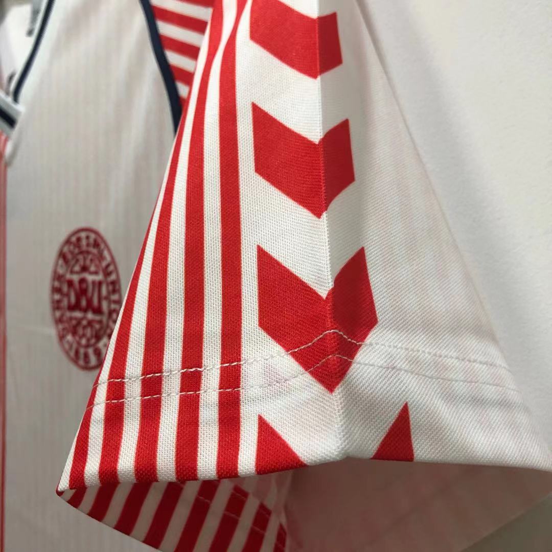 1986 Denmark Away Retro Jersey
