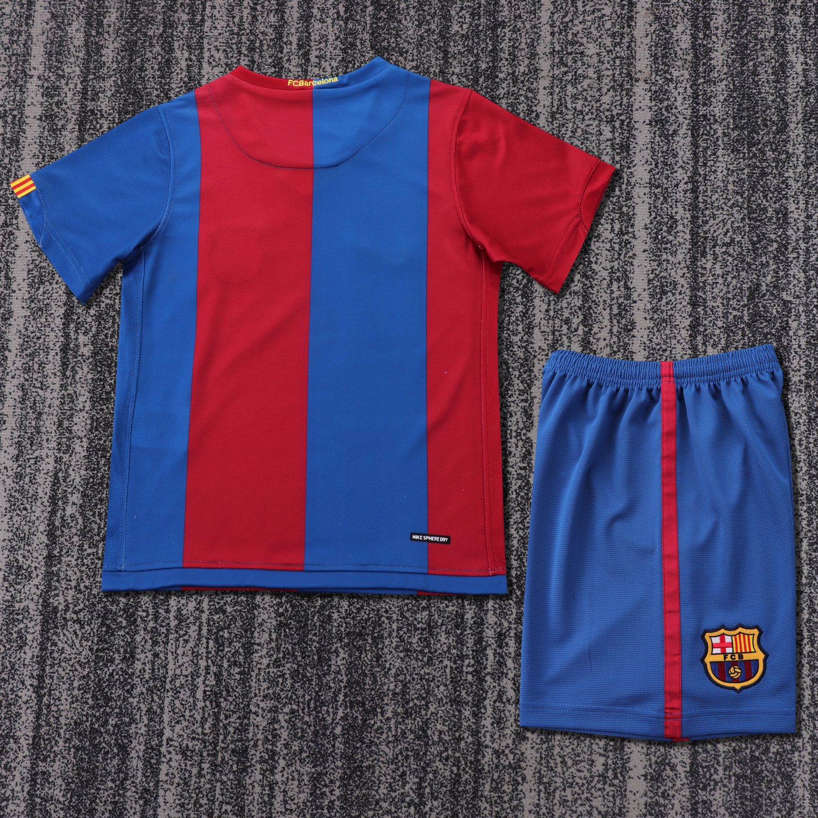 2006-07 Barcelona Home Retro Shirt - Kids