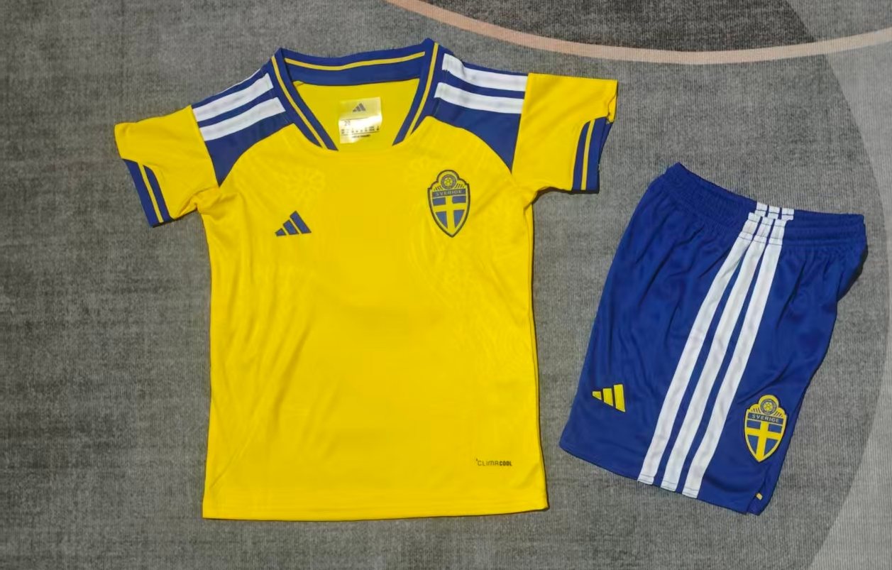 2026-27 Sweden Home Jersey - Kids