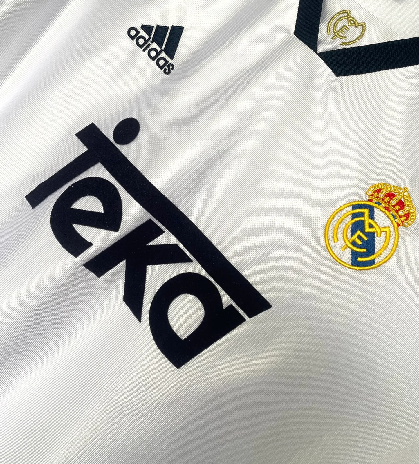 1998-00 Real Madrid Home Retro Jersey