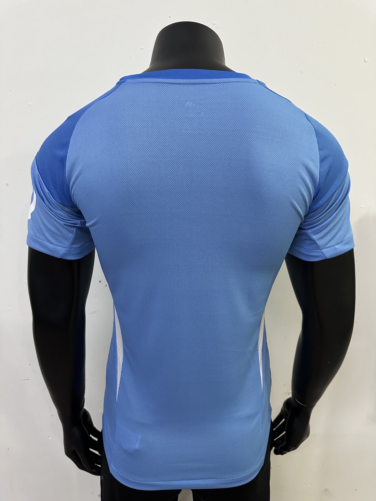 2025-26 Real Madrid Goalkeeper Jersey — Player Version
