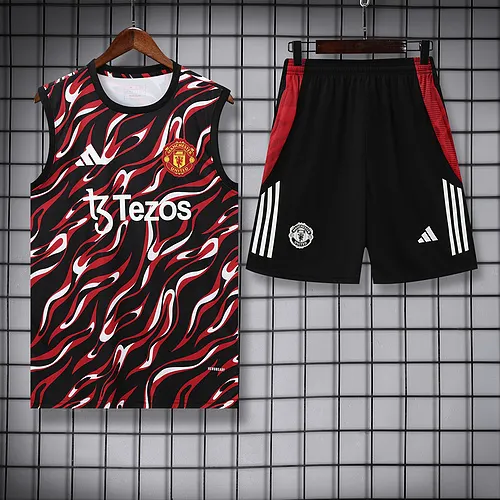2025-26 Manchester United training vest jersey