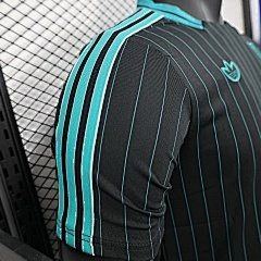 2025-26 Liverpool Casual Shirt - Player Edition