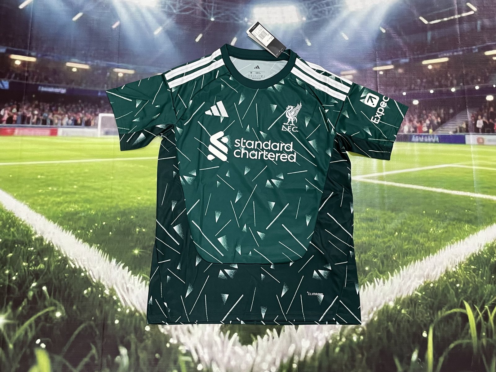 2026-27 Liverpool Goalkeeper Jersey - Fan Edition