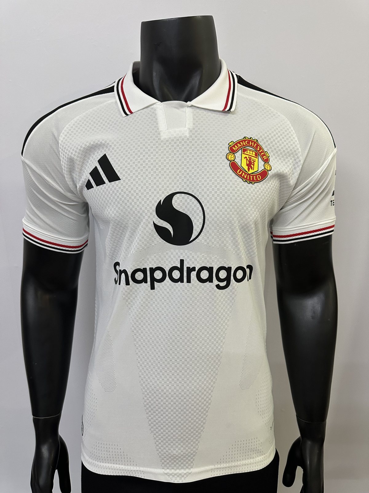 复制2026-27 Manchester United Goalkeeper Jersey - Player Version