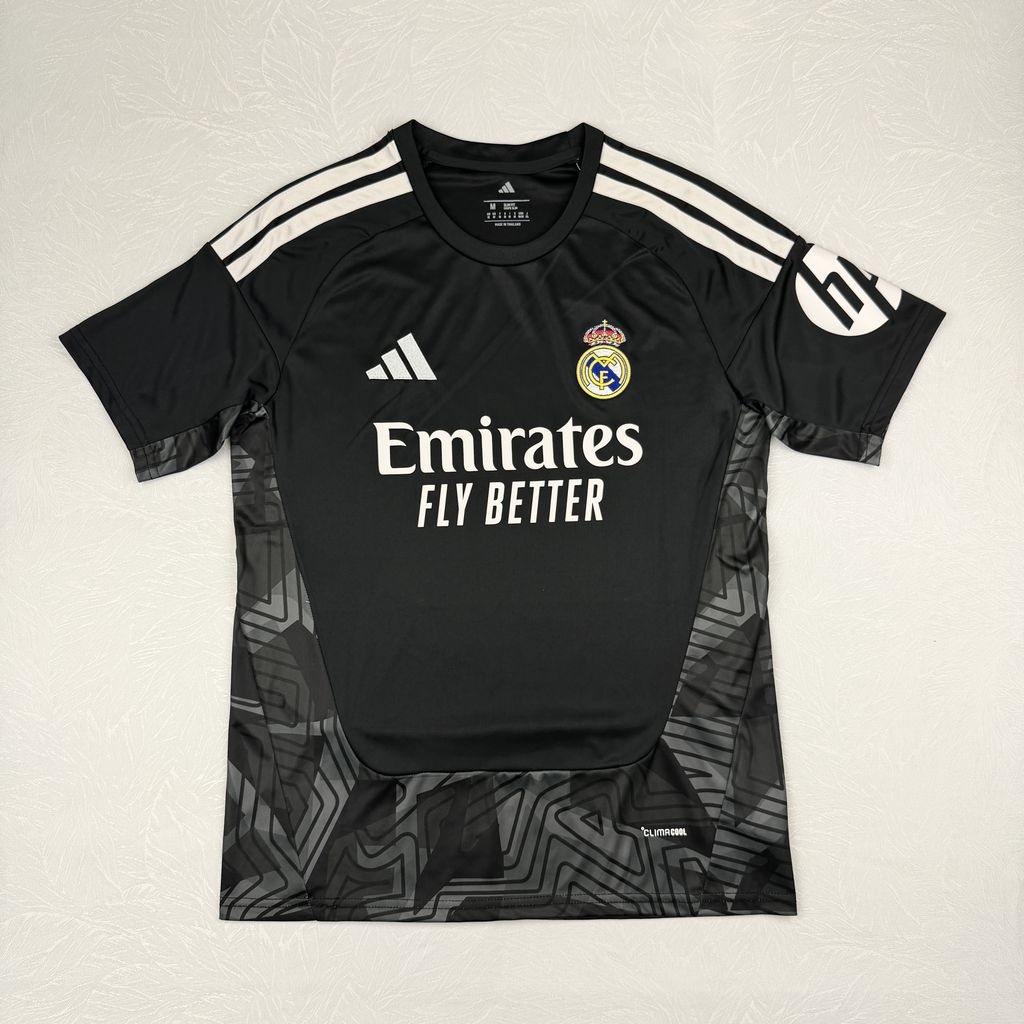 2026-27 Real Madrid Goalkeeper Jersey - Fan Edition