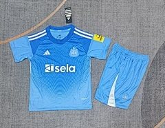 2025-26 Newcastle United Goalkeeper Shirt - Kids