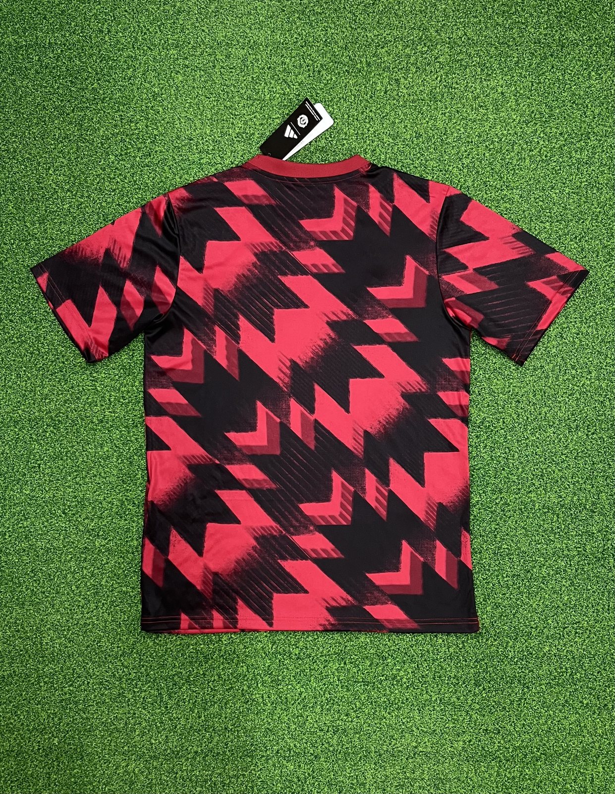 2025-26 Manchester United Training Jersey