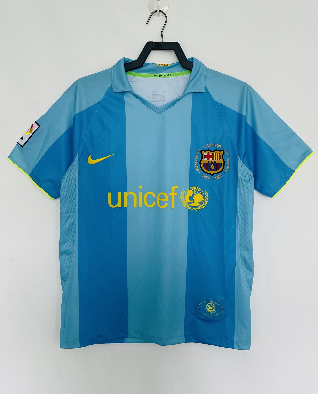 2007-08 Barcelona Away Retro Jersey