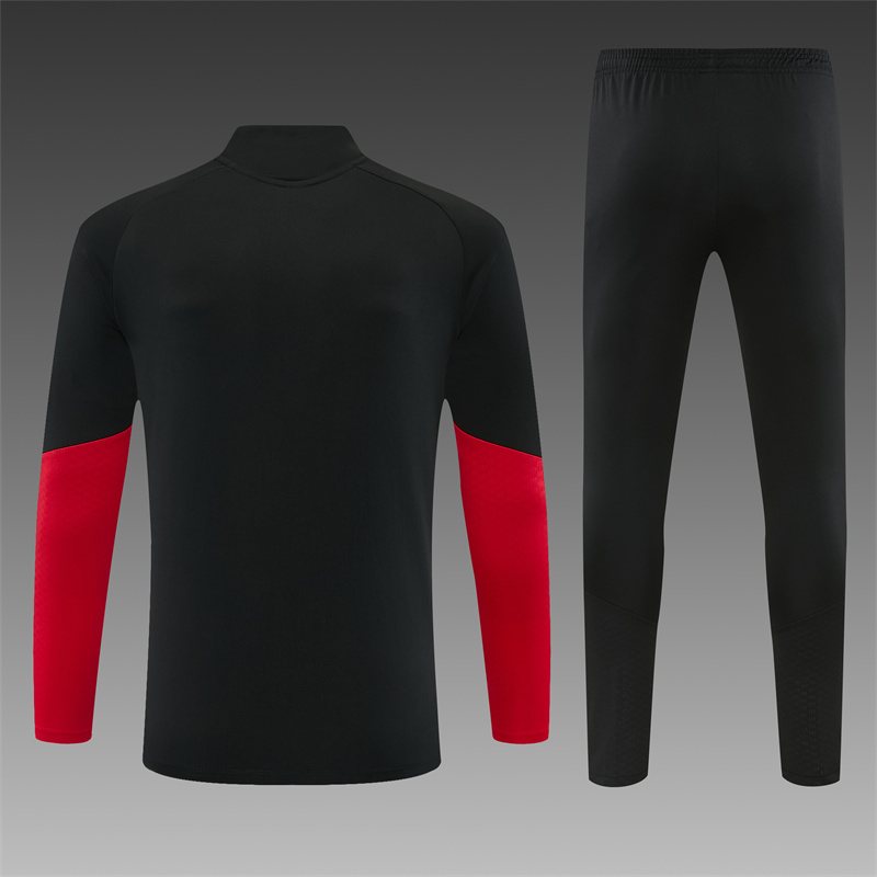 2026-27 Manchester United Black Half-Zip Training Kit