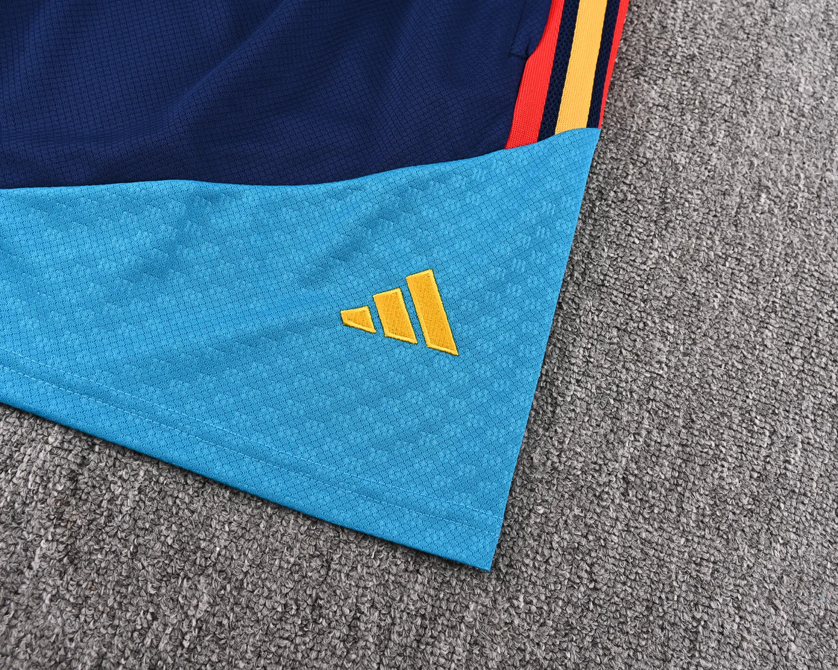 2026-27 Spain training vest jersey